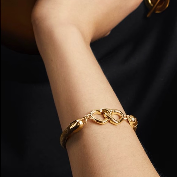 Louis Vuitton Authentic Say Yes Love Bracelet - Picture 3 of 15